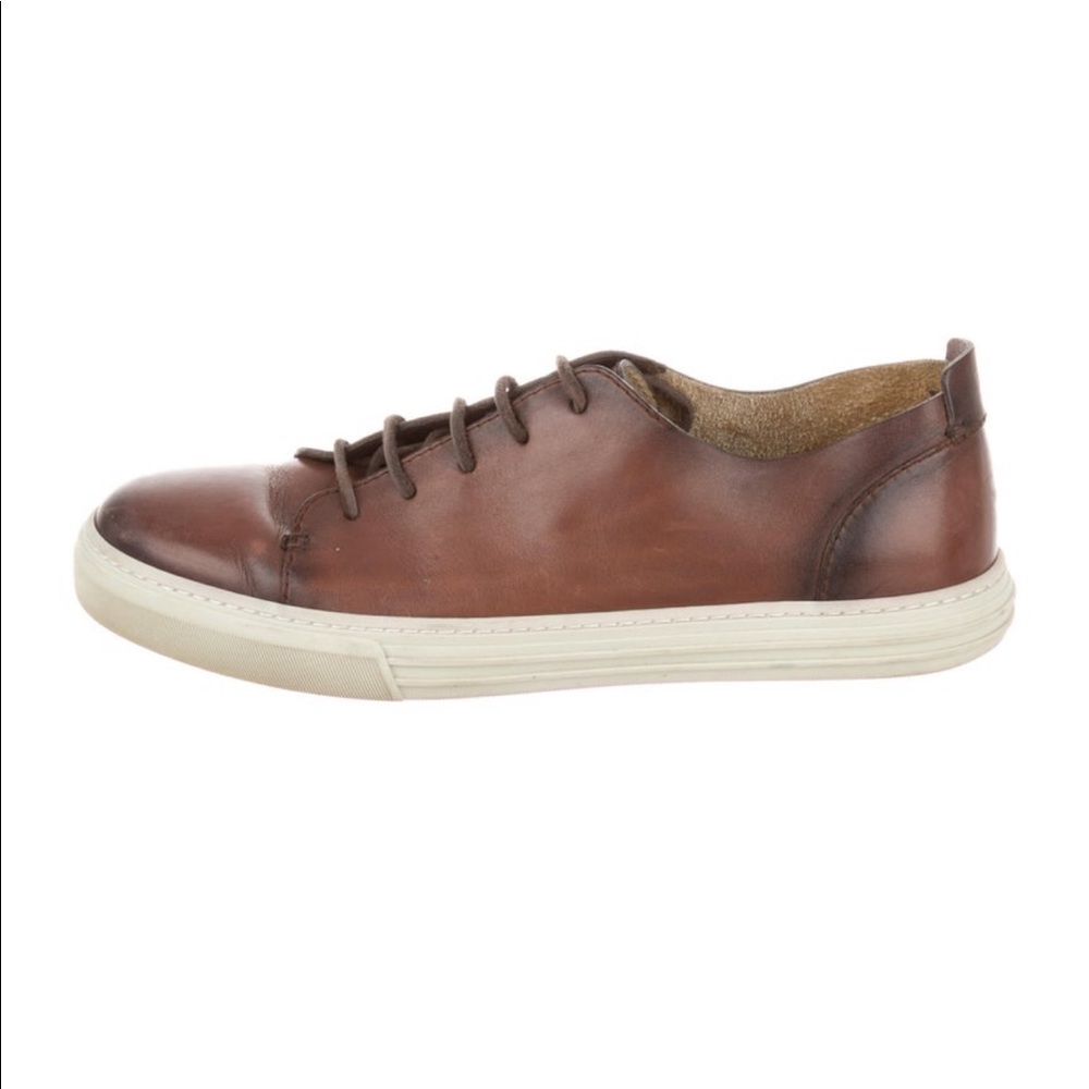 Gucci Men’s brown Betis Calf lace-up shoes